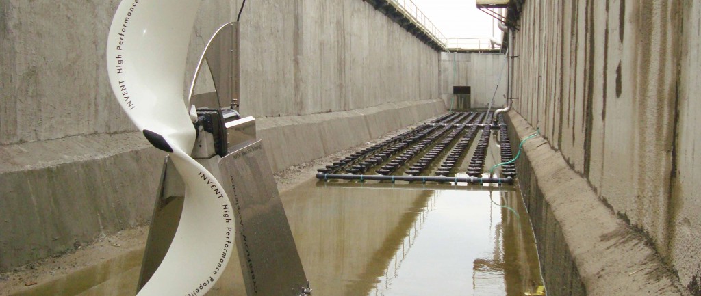 Ideal for directional mixing in oxidation ditches