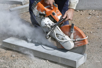Cutting concrete - a source of Silica dust